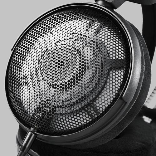 Audio-Technica ATH-S700BTX音场表现是否宽广?