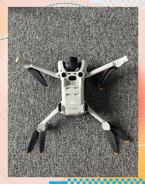 大疆 DJI Mini 4 Pro:便携无人机的航拍体验