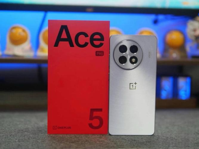 一加 Ace 5 Pro：骁龙 8 至尊版 + 6100mAh 电池，游戏续航王实测