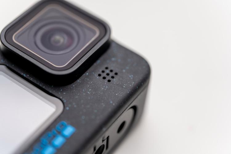 GoPro Hero12夜间拍摄翻盘?1英寸传感器实测