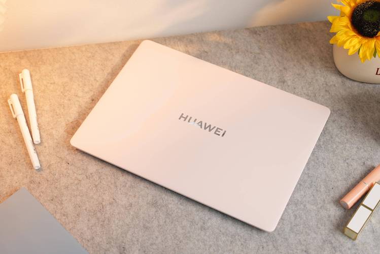 华为 MateBook X Pro:轻薄与性能的平衡艺术