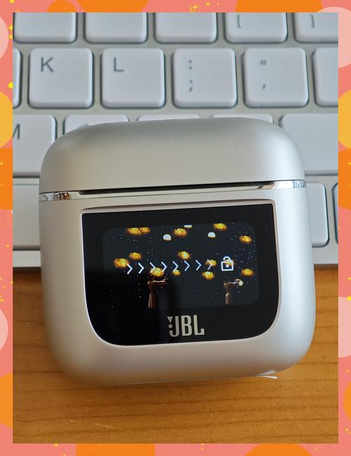 JBL Tour Pro 2耳机屏显鸡肋?一周体验劝退报告