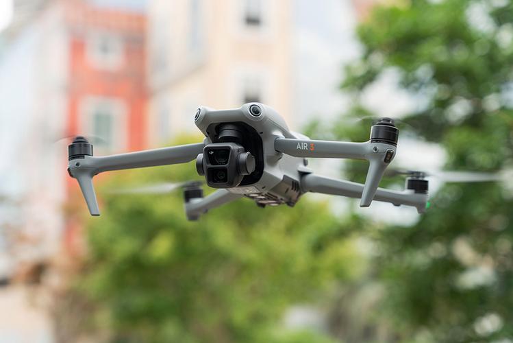 DJI Air 3：全能型无人机的新高度