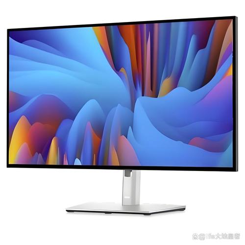 Dell UltraSharp U2723QE 4K显示器评测:专业级色彩表现有多惊艳?