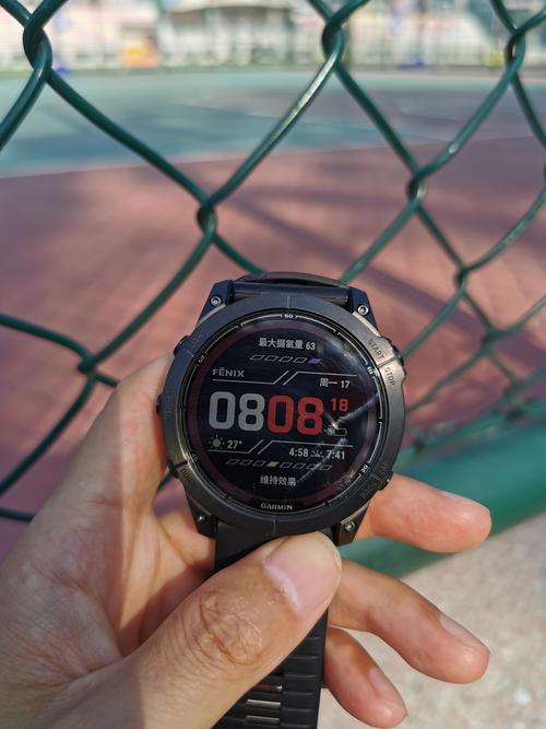 Garmin Fenix 7X Solar智能手表测评:太阳能续航的户外王者