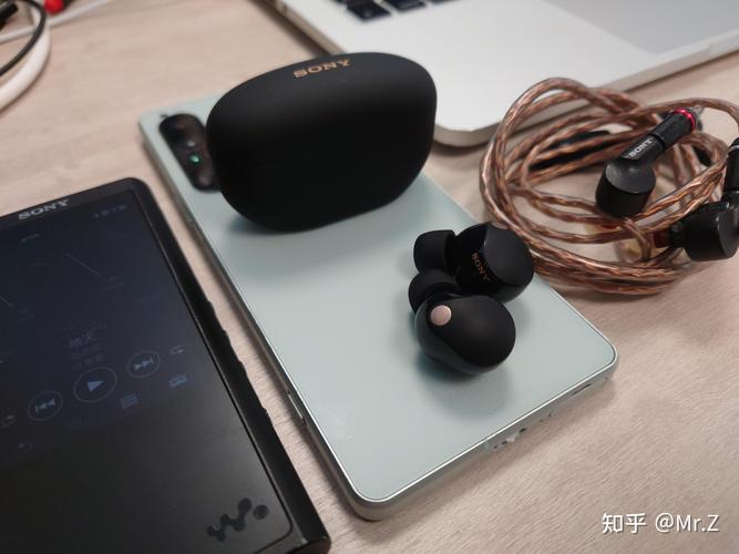 索尼 WH-1000XM6 降噪升级:静谧新境界,通勤党福音降临