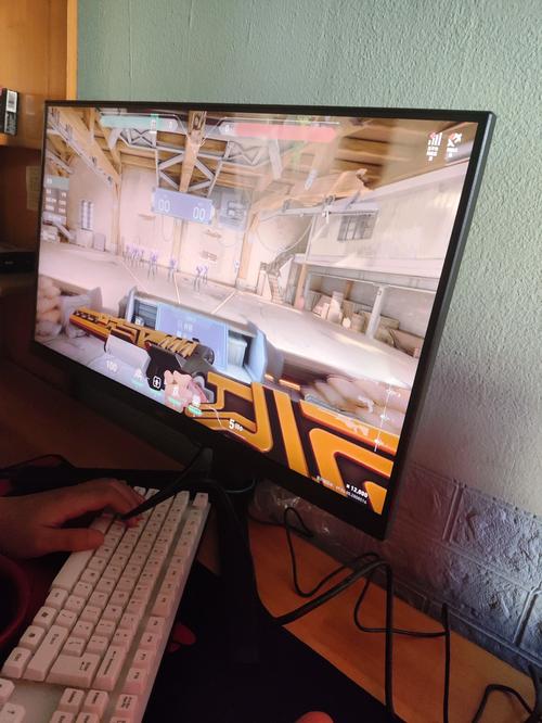 航嘉 X3271CK：32 英寸曲面屏 + 144Hz，性价比曲面电竞屏