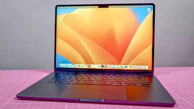 MacBook Air M3 续航霸榜：轻薄本竟能撑过一整天高强度？