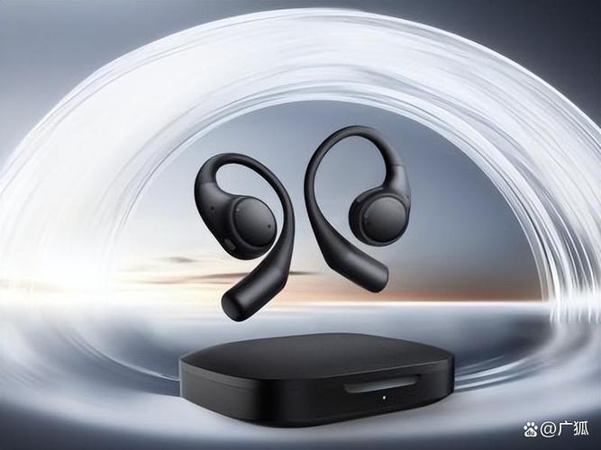 荣耀 Earbuds Open 实测：开放式设计 + AI 翻译，商务出行必备