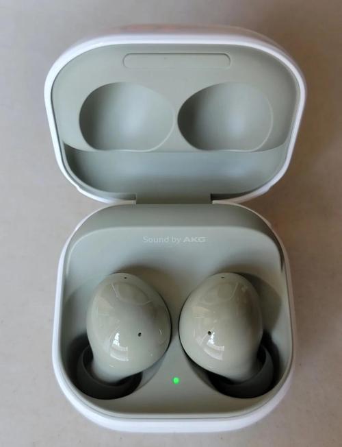 三星 Galaxy Buds2 Pro 音质对比:24bit 高解析与 360 音频的听感差异