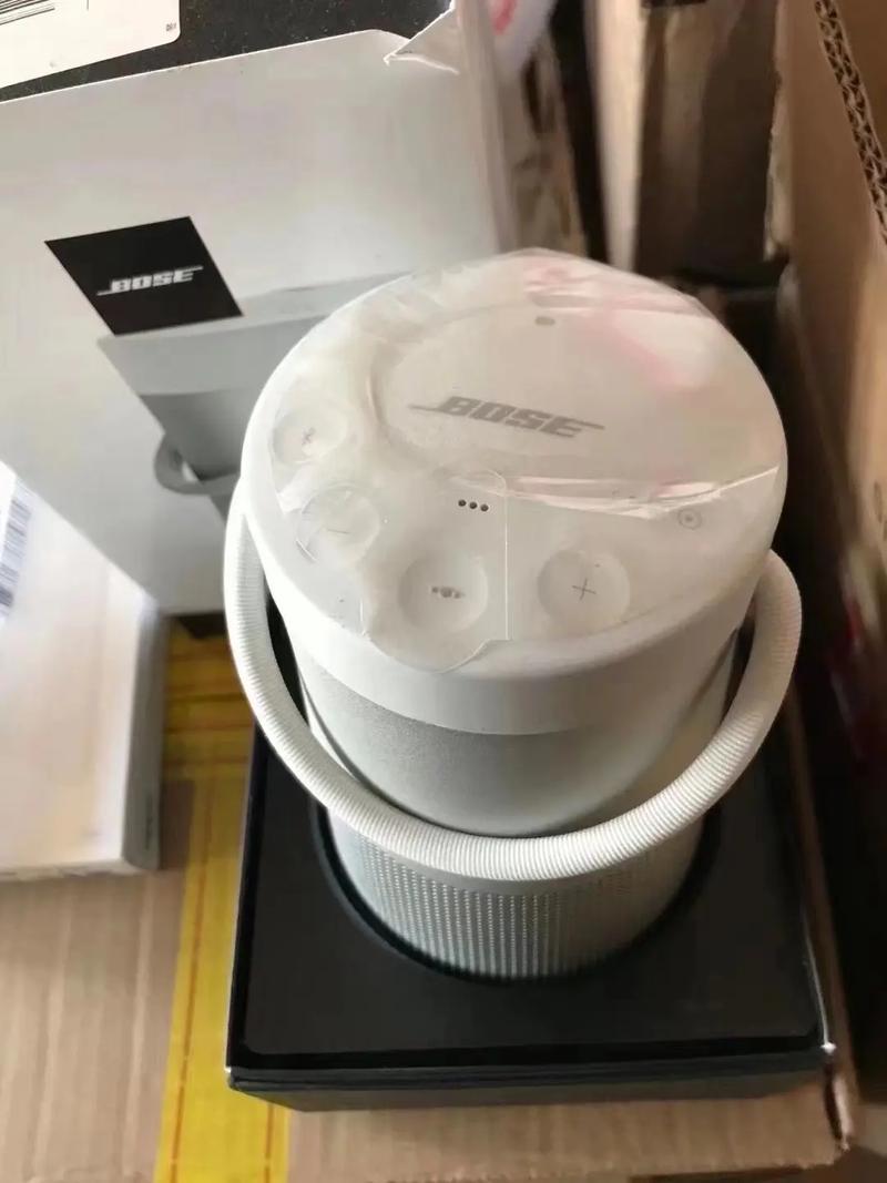 Bose SoundLink Revolve+ II音箱测评:360°音效能否覆盖更大空间?