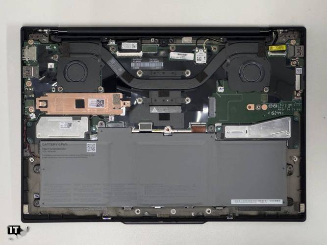 联想 ThinkPad X1 Carbon 2025:2.8K OLED+57Wh 电池,续航实测 14 小时?