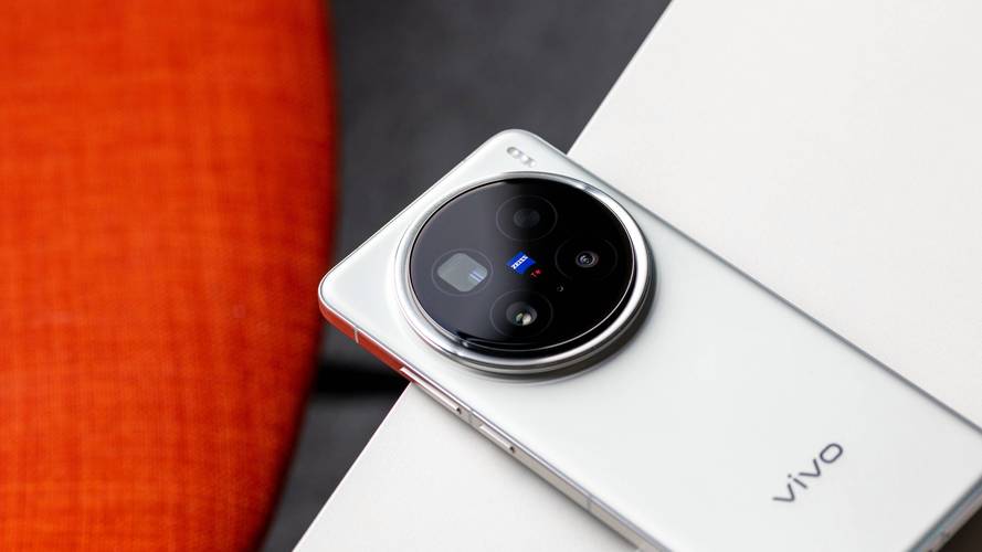 Vivo X100 Pro蔡司APO:长焦微距颠覆创作规则