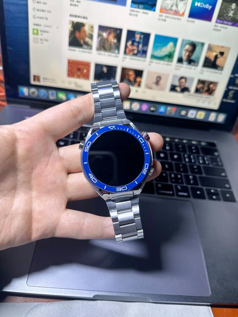 华为WATCH Ultimate非凡大师:智能手表的奢华探险