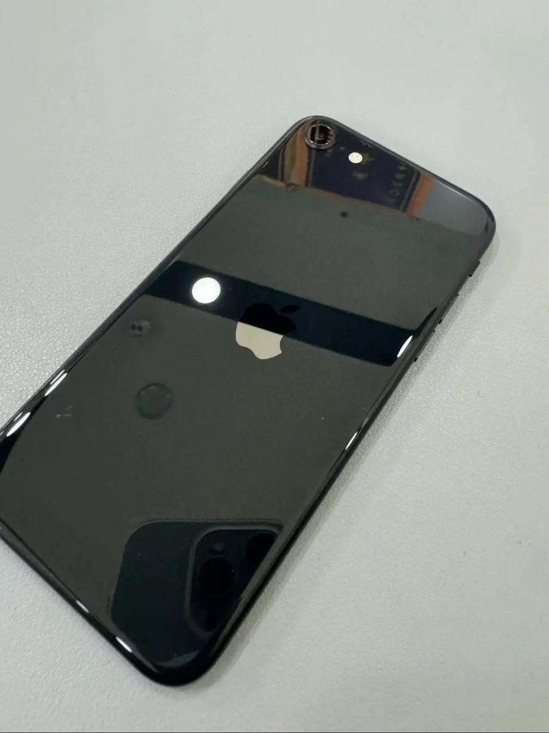 Apple iPhone SE3深度测评:A15芯片能否延续经典机型生命力?