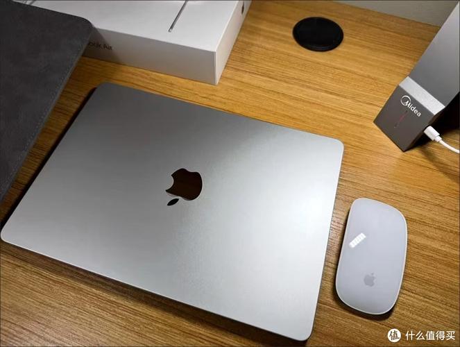 MacBook Air M4 续航实测:连续办公 15 小时是真实还是噱头?