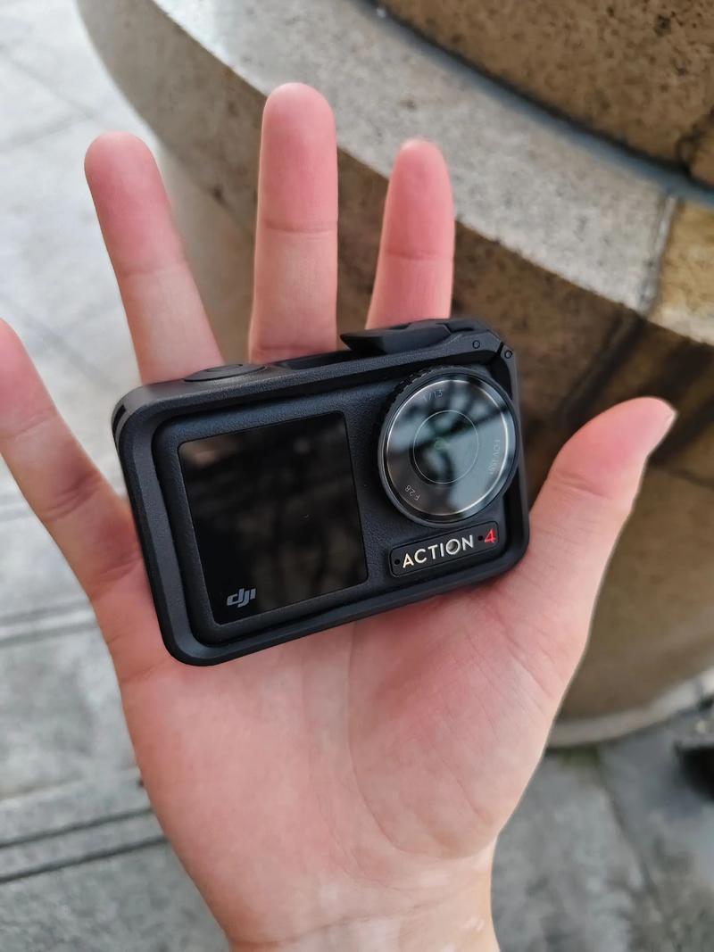 大疆 Action 4 评测:对标 GoPro,防水性能和画质谁更优?