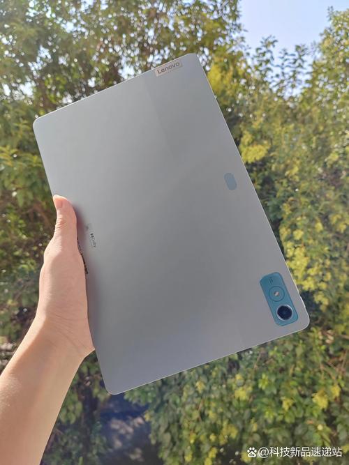 联想小新 Pad Pro 2024 款评测：OLED 屏 + 高通骁龙 8 Gen2，办公娱乐两不误？​