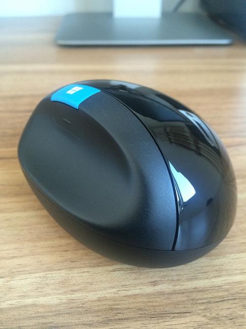 微软 Sculpt Ergonomic Keyboard 评测：人体工学设计，长时间打字不累？​